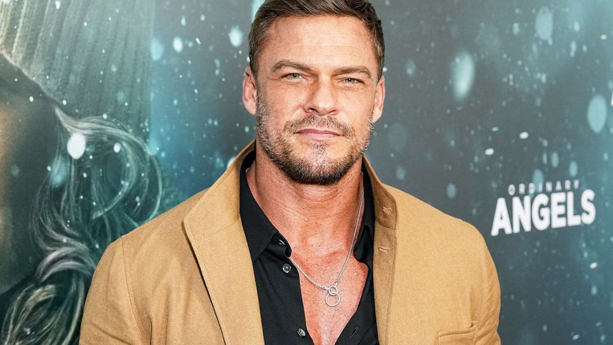 Alan Ritchson arrested